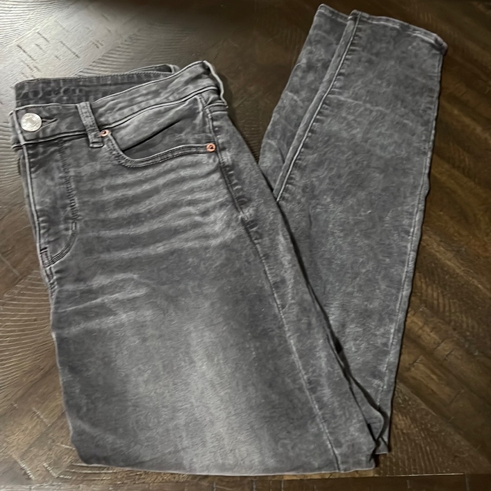 Soft Knit high rise jegging light acid wash black jeans size 12L AEO high rise